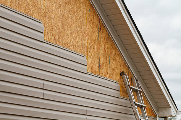 Professional Fiber Cement Siding technician working in Queen, PA